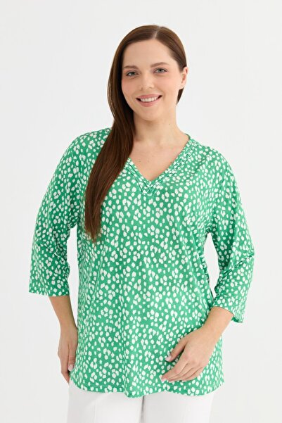 Selen Giyim Büyük Beden Yakası Biyeli Puantiye Penye Bluz