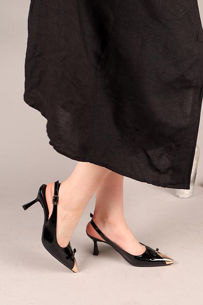 Birikon Fizzle Metal Toe Patent Leather Stiletto Black