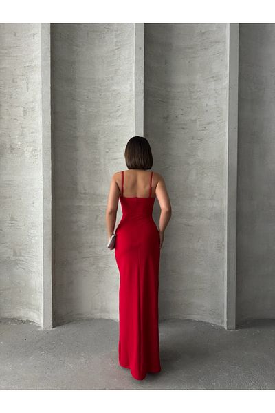ADA MODA Long strappy dress accessorized with pearls