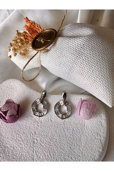 H&S AKSESUAR Tamtur Baguette Stone Round Water Wave Earrings