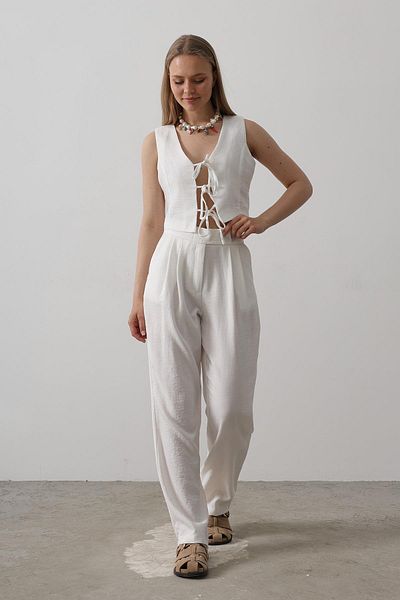 Le Savu Shilsee Women's White Front Tie Lined Vest