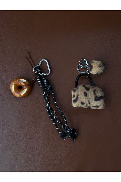 Kukura Leopard Print Mini Plush Bag with Bread Slice Carabiner Bag Charm Keychain