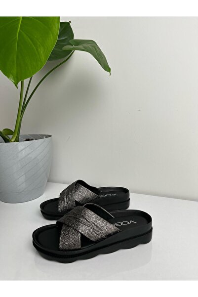 Apella ÇAPRAZ MODEL KAYMAZ TABAN TERLİK