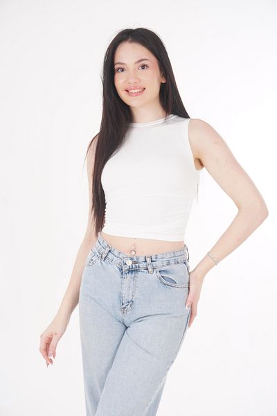 CHAURA Gathered Sleeveless Crop Blouse