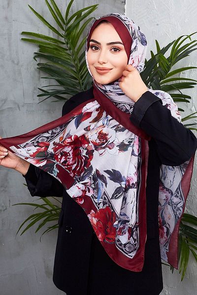 Golden Rose شال ديزي ناعم بنقشة الزهور