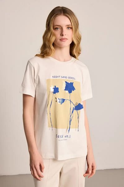 Gusto Floral Printed T-Shirt - Ecru