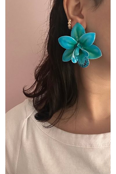 YENGEÇ Lotus Flower Earrings