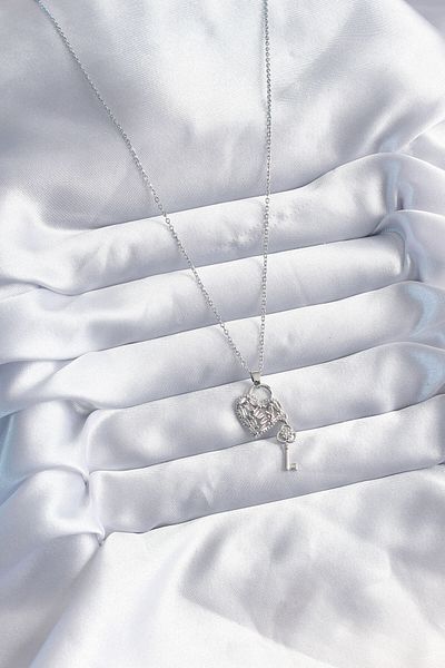 Skygo 316L Steel Chain Silver Color Zircon Stone Heart & Key Model Women's Necklace - TJ-BKO8039