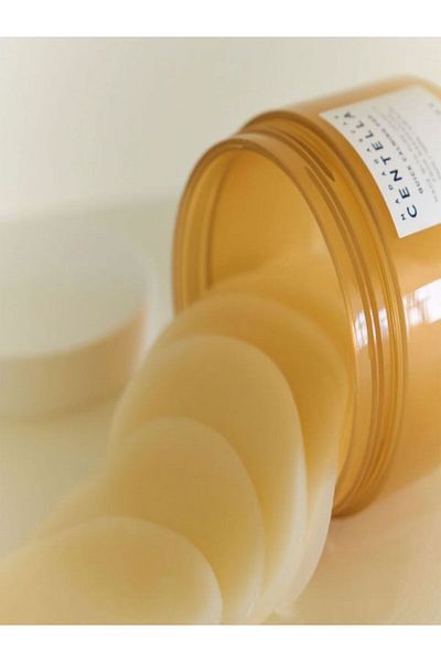Skin1004 وسادة تهدئة سريعة من مدغشقر سينتيلا، وسادة منشطة مهدئة فورية