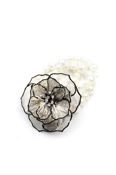 MR RZN STORE Pearl Flower Bracelet - Silver