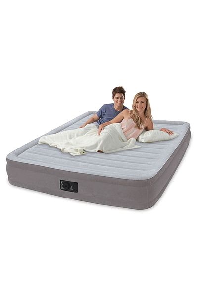 Intex Inflatable Mattress Double With Built-in Electric Pump Intex 67770 - 203x152x133 Cm