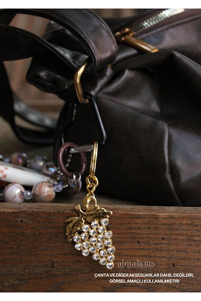 almalions Metal Grape Keychains Gold and Silver Bag Ornament Key Chain 2 Pcs