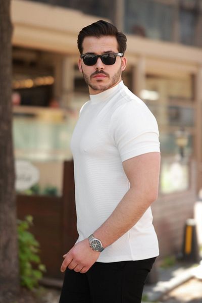 Kokosh moda Ανδρικό κοντομάνικο μπλουζάκι με λεπτή γραμμή