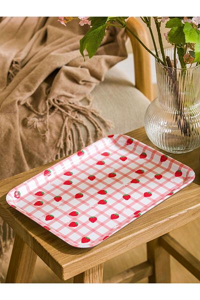 LC Waikiki Lcw Home Strawberry Printed Metal Tray 26 cm (S5)