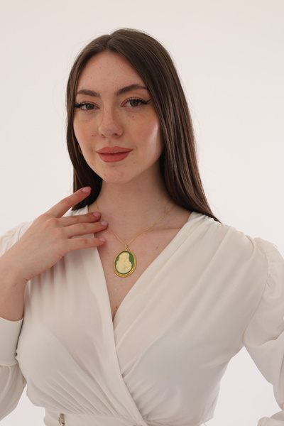 Ricco Jewellery 14 K Gold Kaplama 925 Ayar Gümüş Meryem Ana Madalyon Kolye