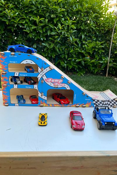 zoziva Wooden Play Ramp for Kids, Build Your Own Garage, Fly Off the Ramp