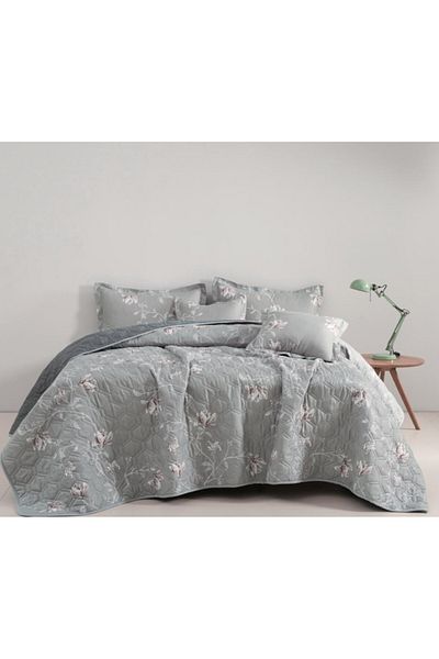 Mark A king-sized summer microfiber double bed sheet that adds beauty and elegance to your room, measuring 230*250cm.