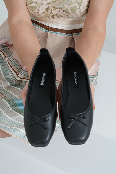 Beyond Women's Black Daily Bow Low Heeled Comfortable Ballerinas Byndfmrc01