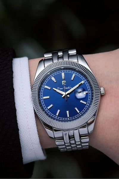 Pierre Cardin 800701ساعة يد رجالية بسلك فولاذي F06 مقاومة للماء بطول 30 متر