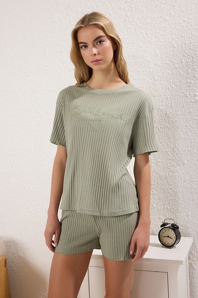 Trendyol Collection Mint Slogan and Heart Embroidered Ribbed Shorts Knitted Pajamas Set Thmss25Pt00402