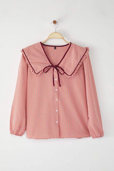 Trendyol Curve Koszula z kołnierzykiem dziecięcym w kratkę gingham z wytłoczonym wzorem cegły