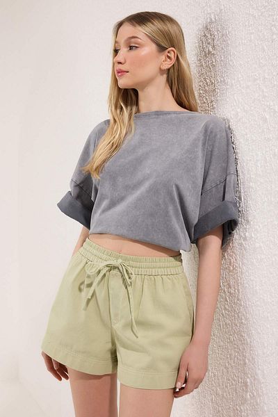 Trendyol Collection Khaki High Waist Elastic City Boy Denim Shorts Twoss25Sr00215