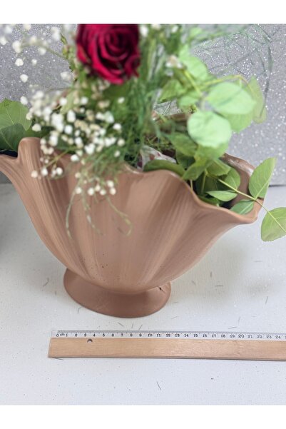 BLANJ Βάζο Στρείδιας Καφέ Μοκα Χρώμα (ΒΑΖΟ ΜΕ ΚΟΧΛΙΑ ΘΑΛΑΣΣΗΣ)