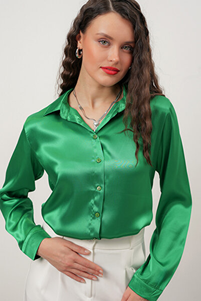 Merterium Kadın Yeşil Saten Gömlek Geniş Beden Aralığı