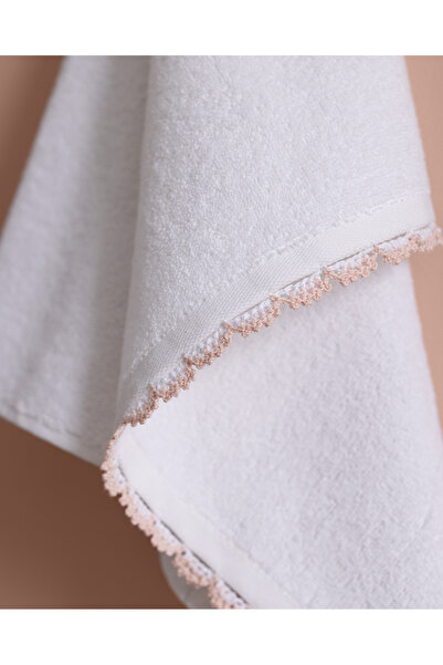 Madame Coco Bastienne Crochet 100% Cotton Face Towel - White/Powder - 50X70 cm