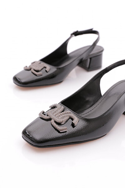 DGN Kadın Arkadan Bağlamali Tokali Topuklu Ayakkabı 214102621