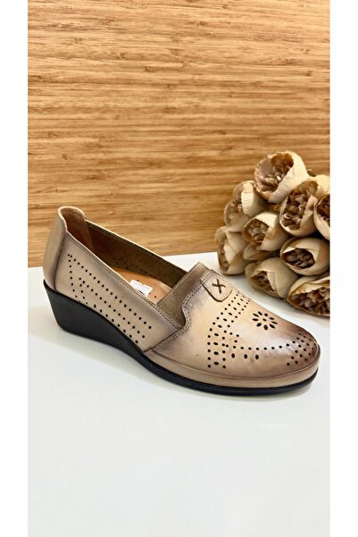 Scavia Keen RM 305 Kadın Yazlık Hakiki Deri Ortopedik Dolgu Topuk Delikli Ayakkabı