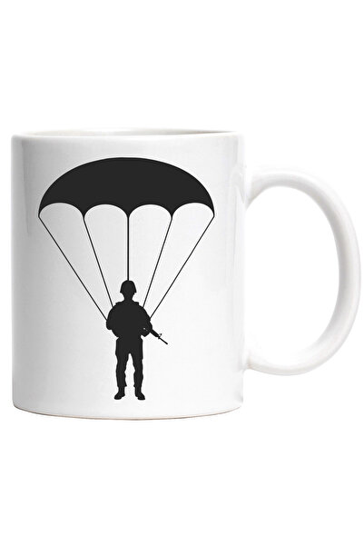 StoryGift Romania Cana cu un soldat care tocmai a aterizat cu parasuta - misi...