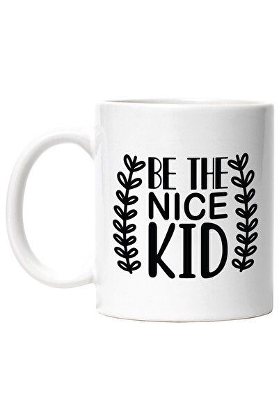StoryGift Romania Cana cu mesajul in engleza "Be the nice kid" - fii copilul amabil/bun cu Maner A, Cu Maner Alb
