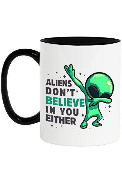StoryGift Romania Cana cu un extraterestru verde cu mesajul "Aliens don't bel...