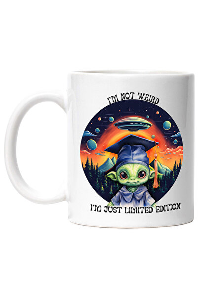 StoryGift Romania Cana cu un extraterestru cu palarie de absolvent | ilustrat...