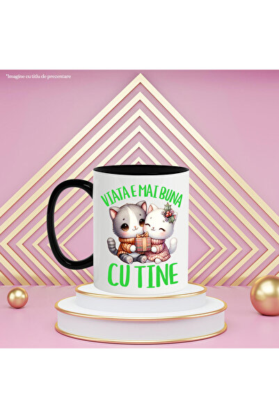 StoryGift Romania Cana cu Cuplu Pisici Iubire Cadou Craciun Text Viata E Mai Buna Cu Tine, Ceramic, Cu Maner Negru STG