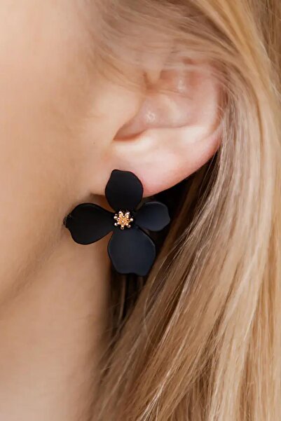 New Obsessions Elegant Floral Stud Earrings