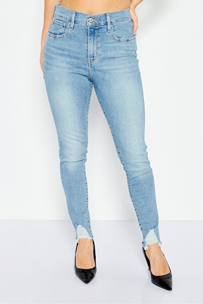 Levi's بنطال جينز نسائي مرن بقصة ضيقة - أزرق فاتح