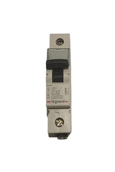 Legrand TEK KUTUPLU 230/400 V 32 AMPER XS³ OTOMATİK SİGORTA 4500 - 4 033 32