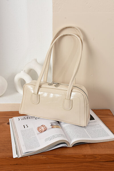 Handley Women's Luxury Stylish Design Quality Craftsmanship Shoulder Bag