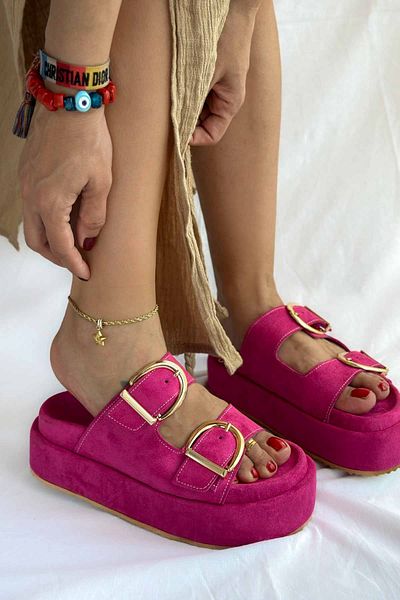 Shoebutik Giza Fuchsia Suede High Wedge Heel Women's Slippers
