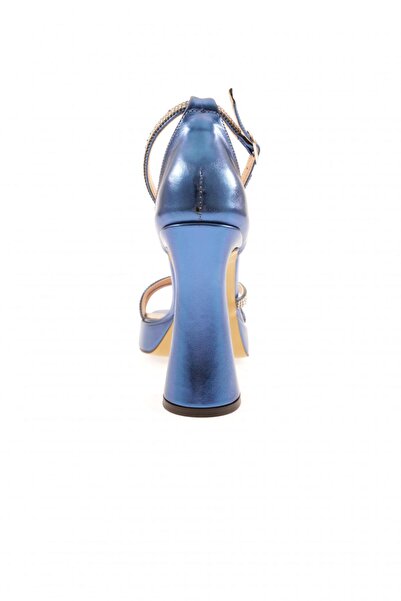 DGN 3581-23Y Жіночі сандалі на товстому каблуці з кришталевими камінцями та перехресними ремінцями