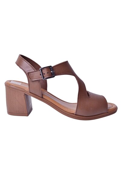 İskarpin Femi 489 Дамски кожени сандали с ток