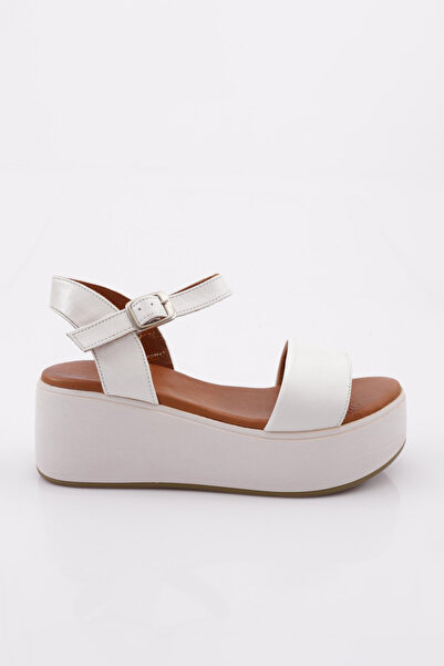 DGN 6002 Women's Thick Sole Sandals