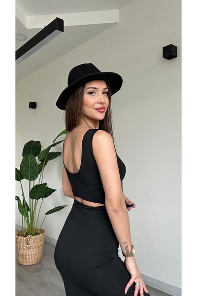 modadagiyim Rochie lungă din lycra cu decolteu în U, cu fantă laterală și spate decoltat