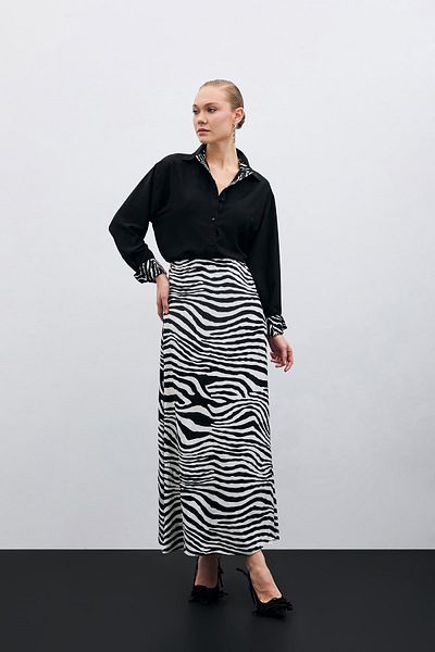Sateen Zebra Pattern Skirt - Black