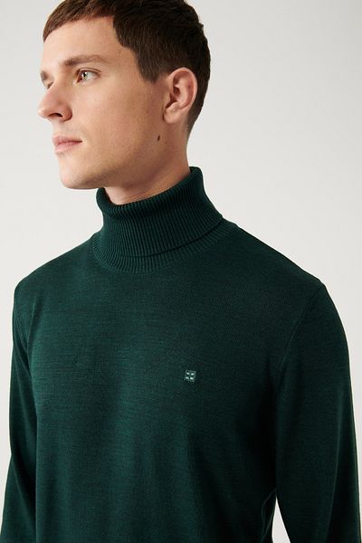 Avva Grüner Herren-Strickpullover mit Rollkragenpullover E 005002