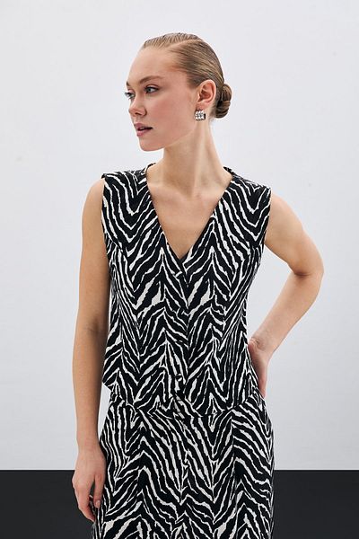 Sateen Zebra Pattern Short Vest - Black