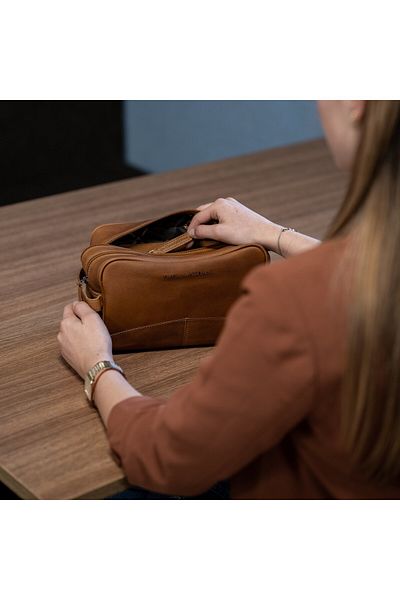The Chesterfield Brand The Chesterfield Brand cosmetic bag, made of genuine leather, Stacey