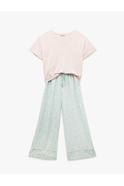 Koton Σετ πιτζάμες με κοντό μανίκι με λαιμόκοψη με φαρδιά εφαρμογή από βισκόζη